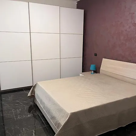 Casa *